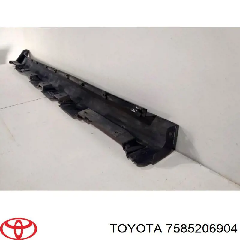 7585206904 Toyota