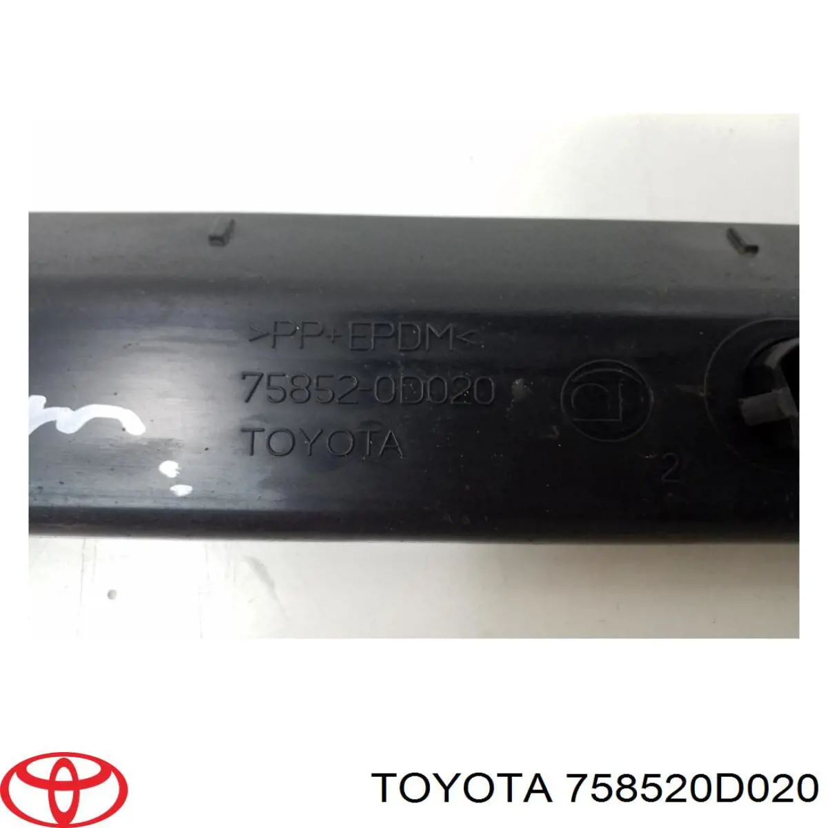 758520D020 Toyota