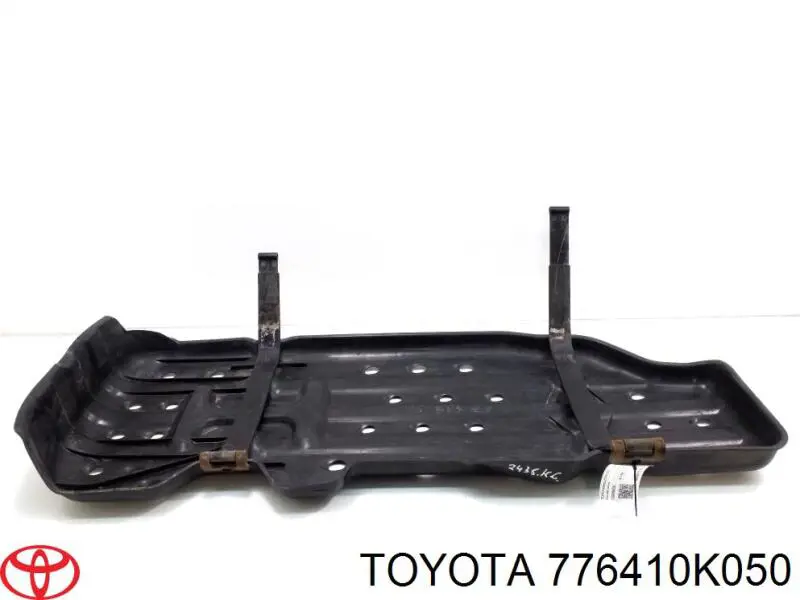776410K050 Toyota Protector de cárter y depósito de combustible