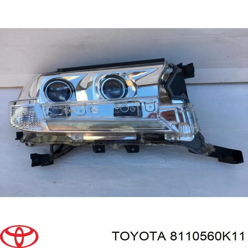 Faro derecho Toyota 8110560K11 precio, desde 1194,76 EUR