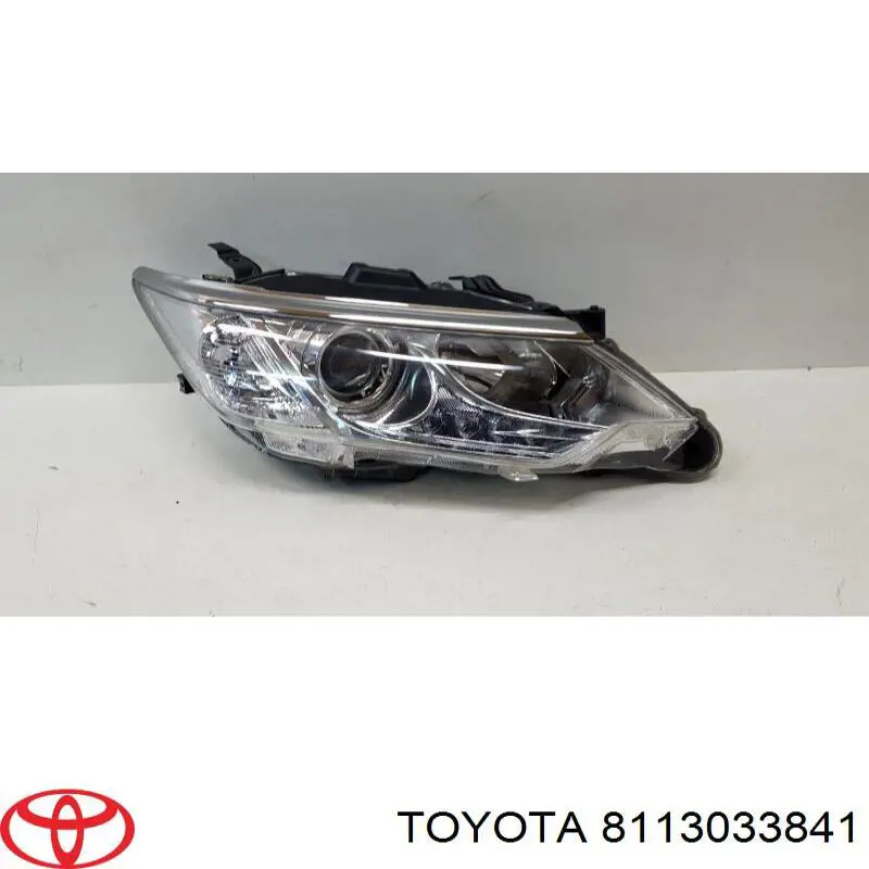 8113033841 Toyota Luz derecha