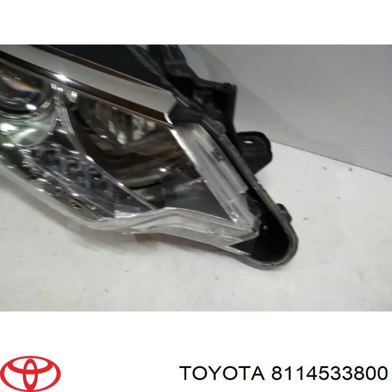 8114533800 Toyota Luz derecha