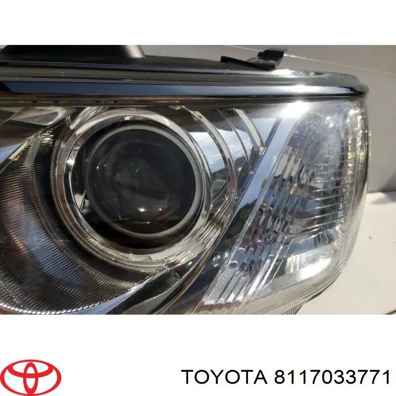 Comprar 8117033771 Toyota Faro delantero izquierdo