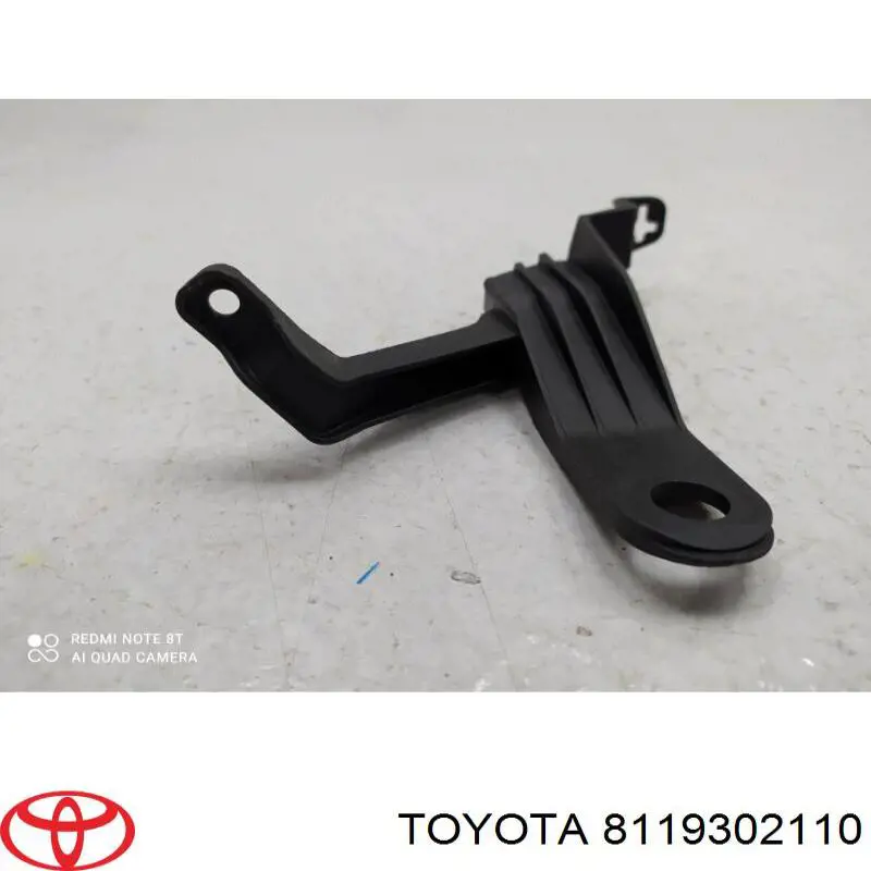 Comprar 8119302110 Toyota Soporte de fijación del faro delantero derecho