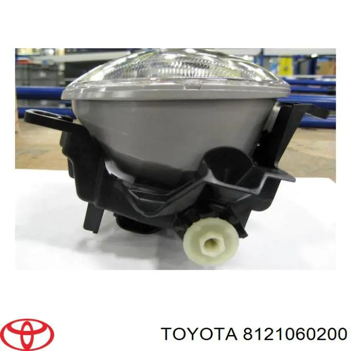 Comprar 8121060200 Toyota Faro antiniebla derecho