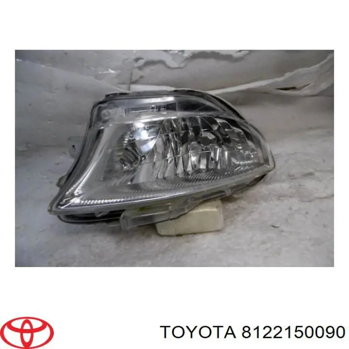 8122150090 Toyota luz antiniebla izquierdo