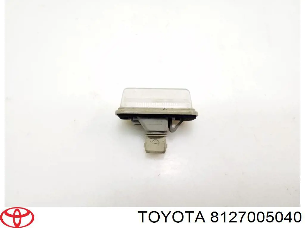 Luz de matricula para Toyota Avensis II T25