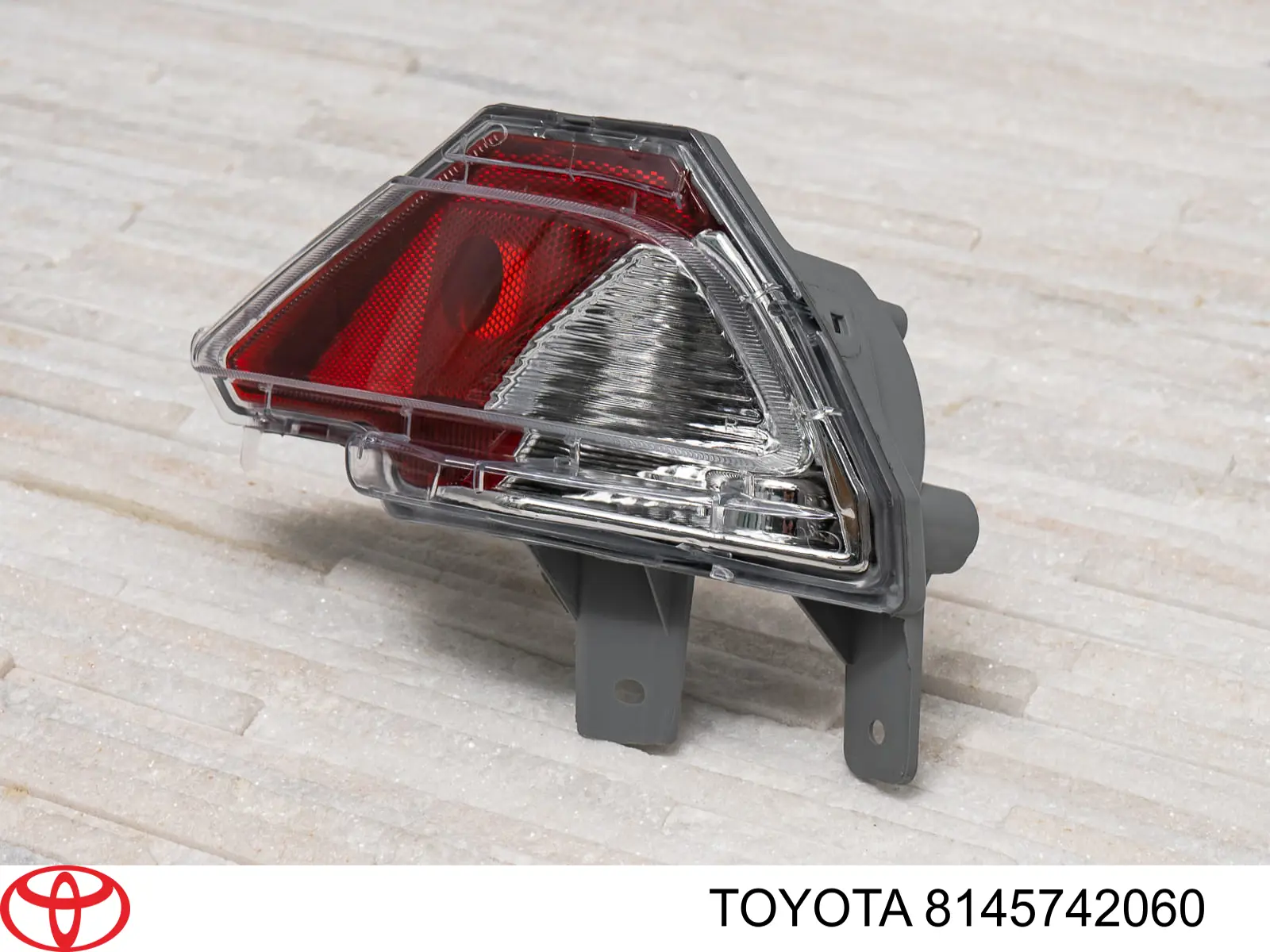 Comprar 8145742060 Toyota Luz antiniebla trasera derecha