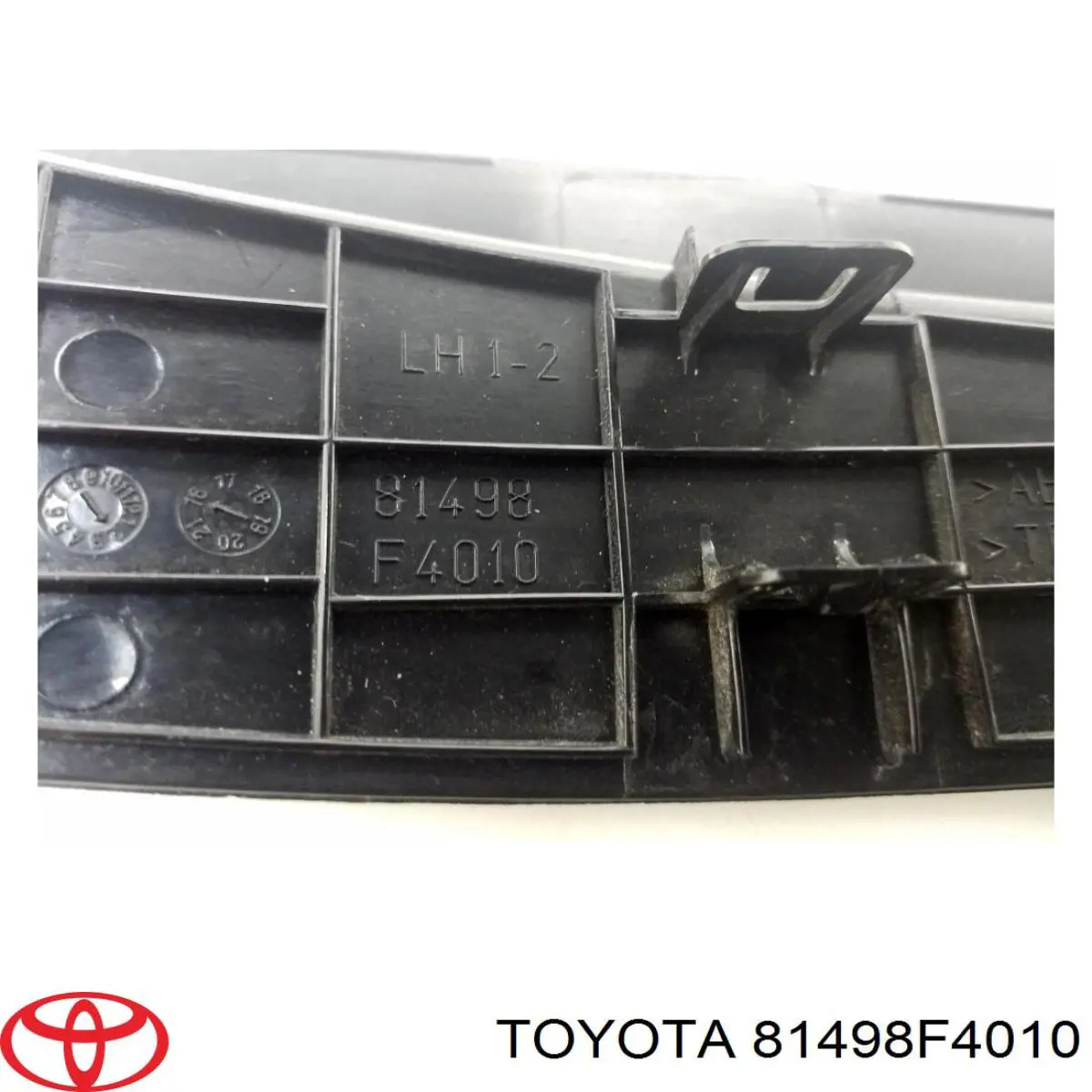  Toyota 81498F4010 precio, desde 26,44 EUR