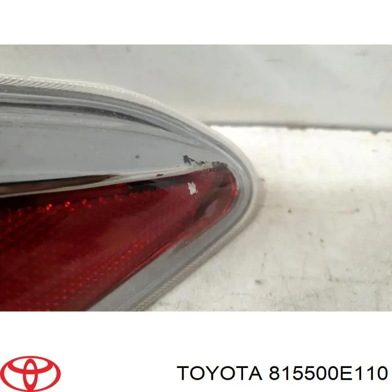 815500E110 Toyota Piloto trasero exterior derecho