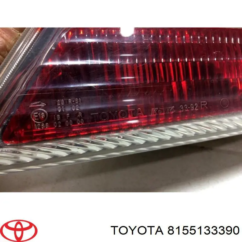 Comprar 8155133390 Toyota Piloto trasero derecho