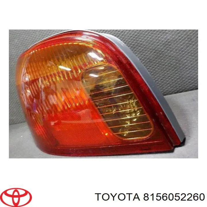 8156052260 Toyota piloto posterior izquierdo