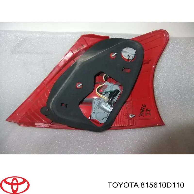 Piloto trasero izquierdo Toyota 815610D110 precio, desde 68,24 EUR