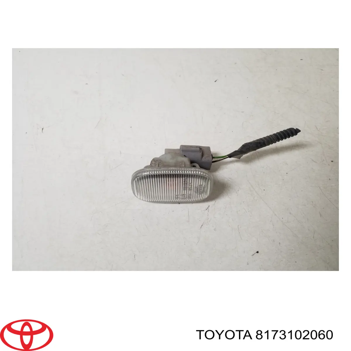 Luz intermitente Toyota 8173102060 precio, desde 8,42 EUR