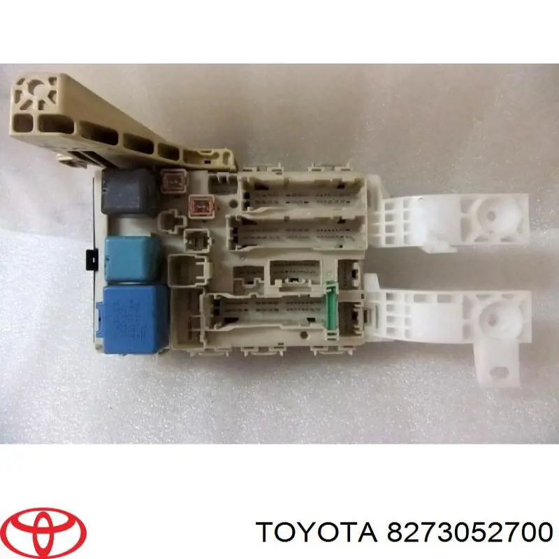 8273052700 Toyota