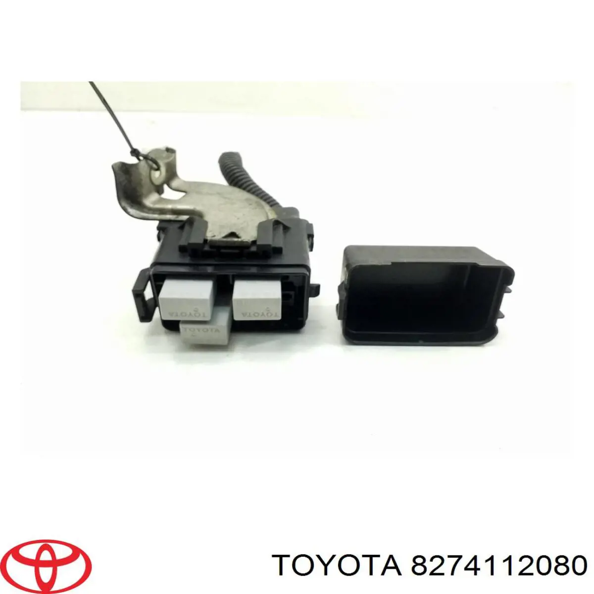 Caja fusibles Toyota 8274112080 precio, desde 104,54 EUR