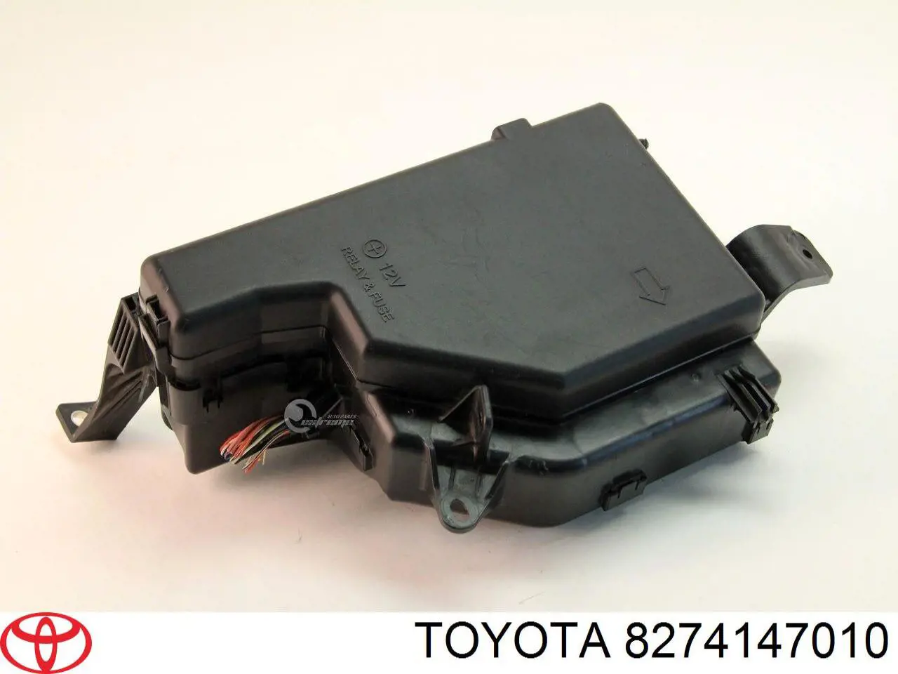 8274147010 Toyota Caja de relés y fusibles