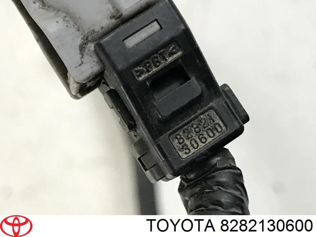 8282130600 Toyota