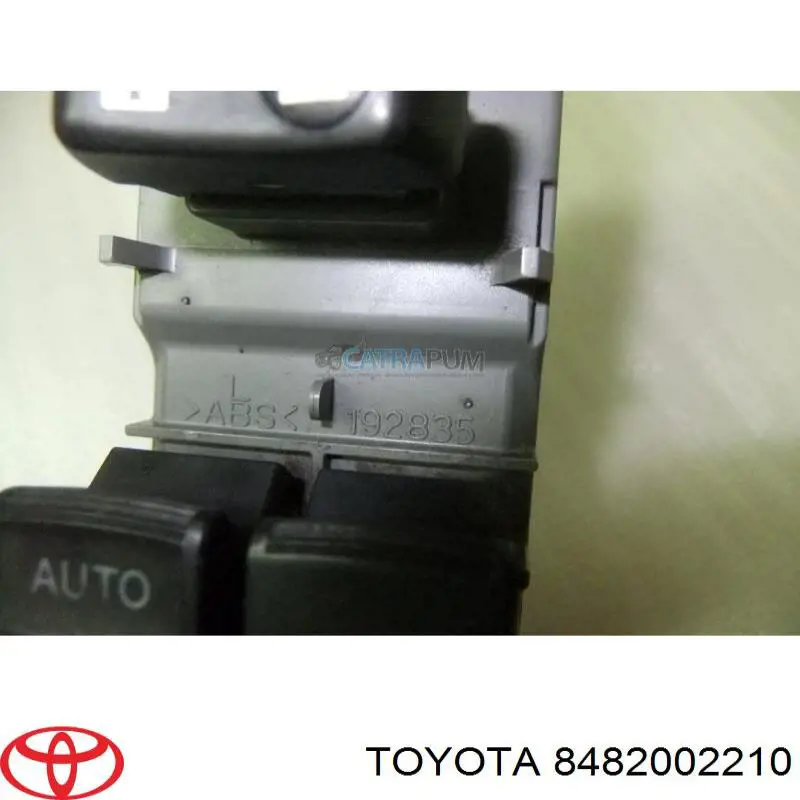 Comprar 8482002210 Toyota Interruptor de elevalunas delantera izquierda