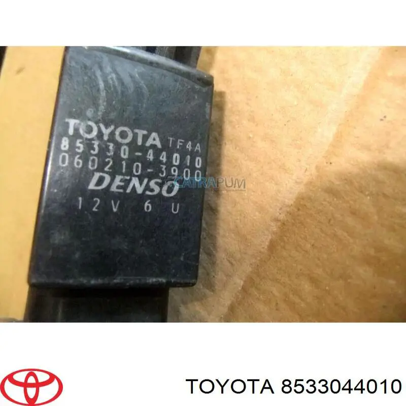 Comprar 8533044010 Toyota Bomba de agua limpiaparabrisas, delantera
