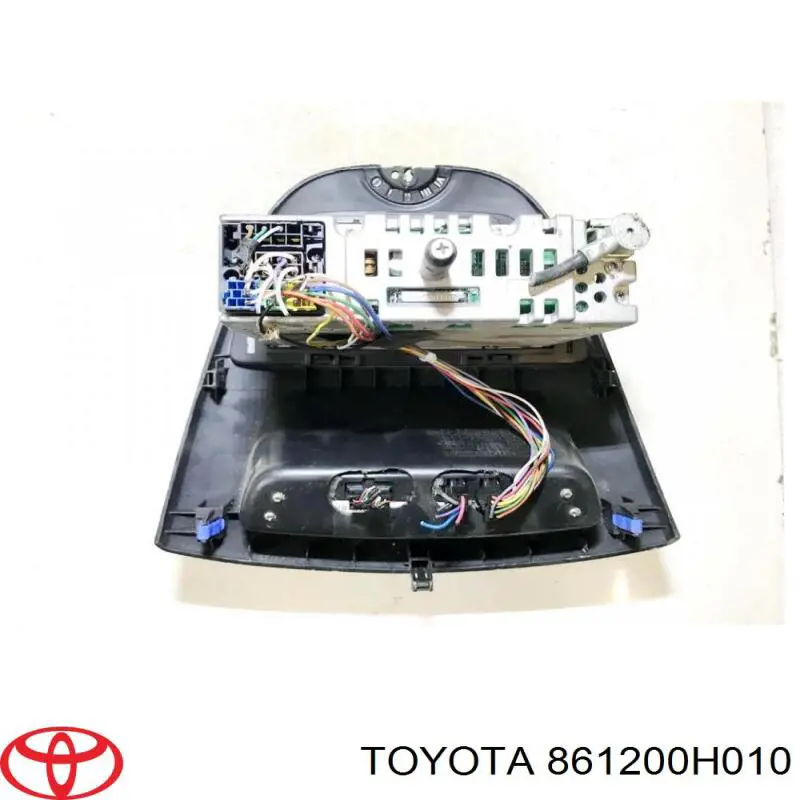 Radio AM/FM Toyota 861200H010 precio, desde 55,18 EUR