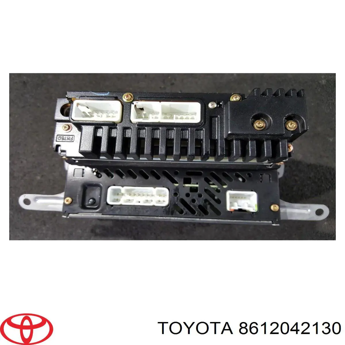 Radio 8612042130 Toyota
