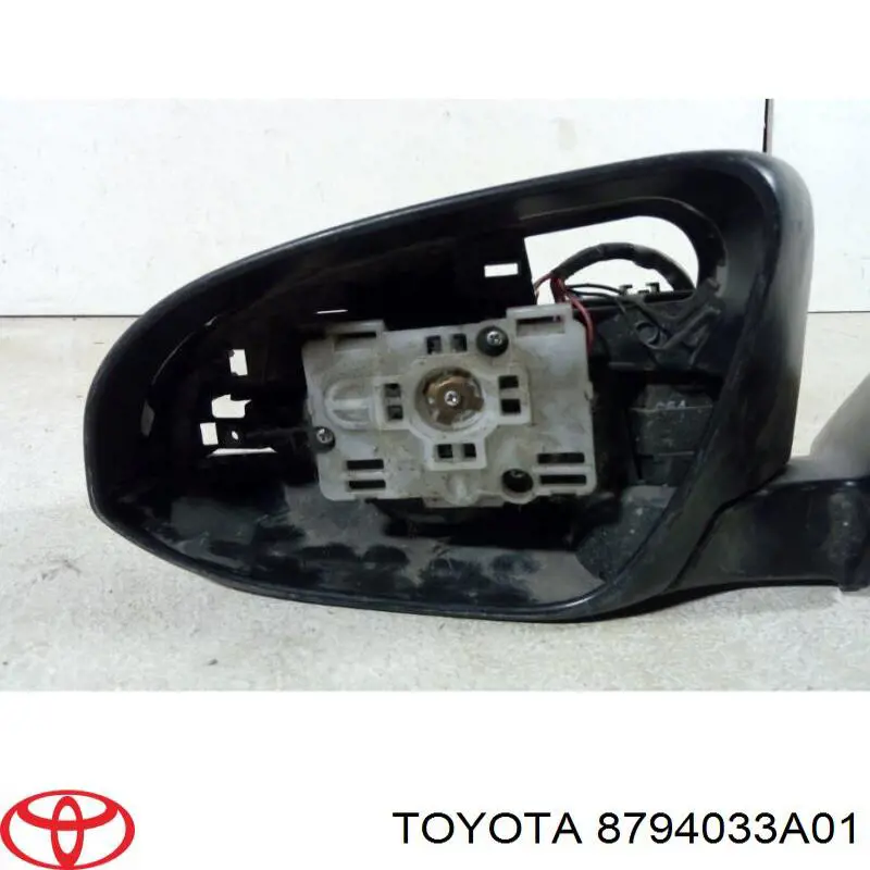 Retrovisor izquierdo Toyota Camry V50