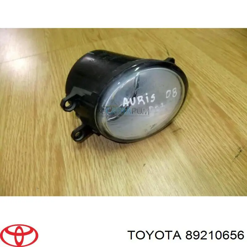 89210656 Toyota faro antiniebla derecho