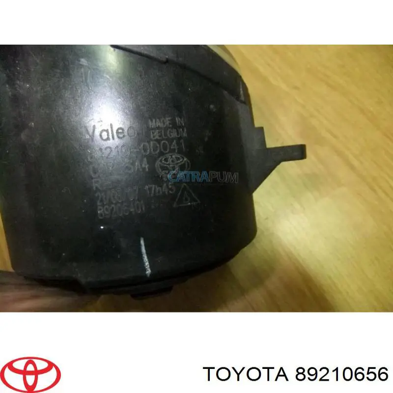 Faro antiniebla derecho Toyota 89210656 precio, desde 33,40 EUR