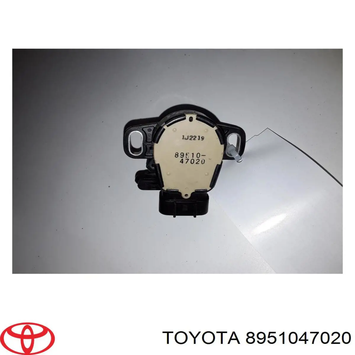 8951047020 Toyota