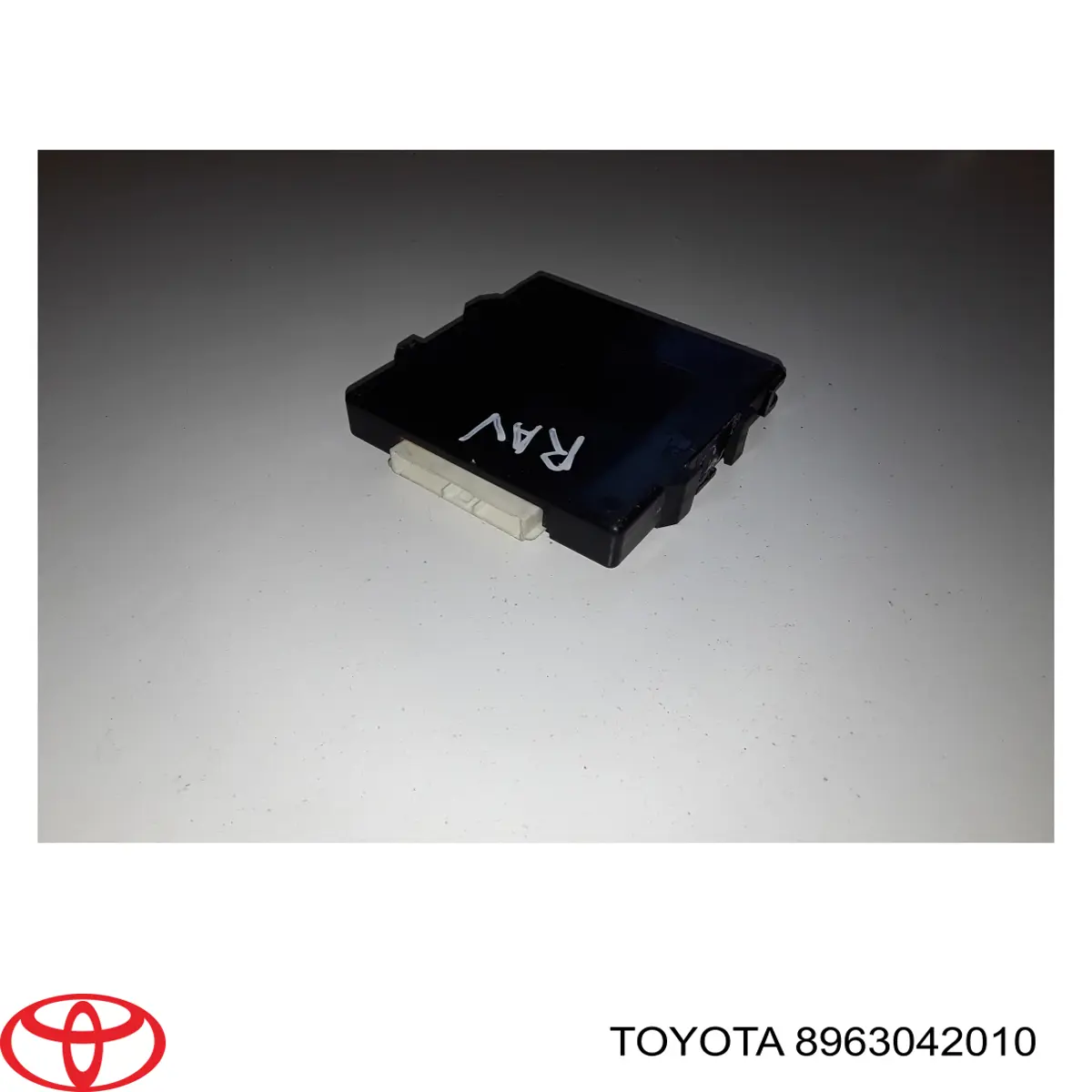 Comprar 8963042010 Toyota Módulo de control de la caja de transferencia