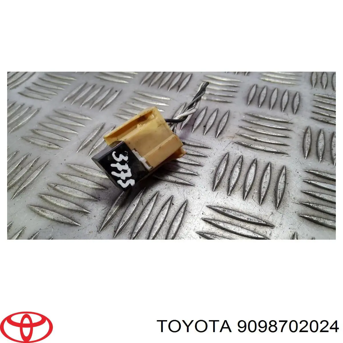  Toyota 9098702024