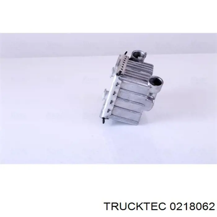 02.18.062 Trucktec radiador de aceite, bajo de filtro
