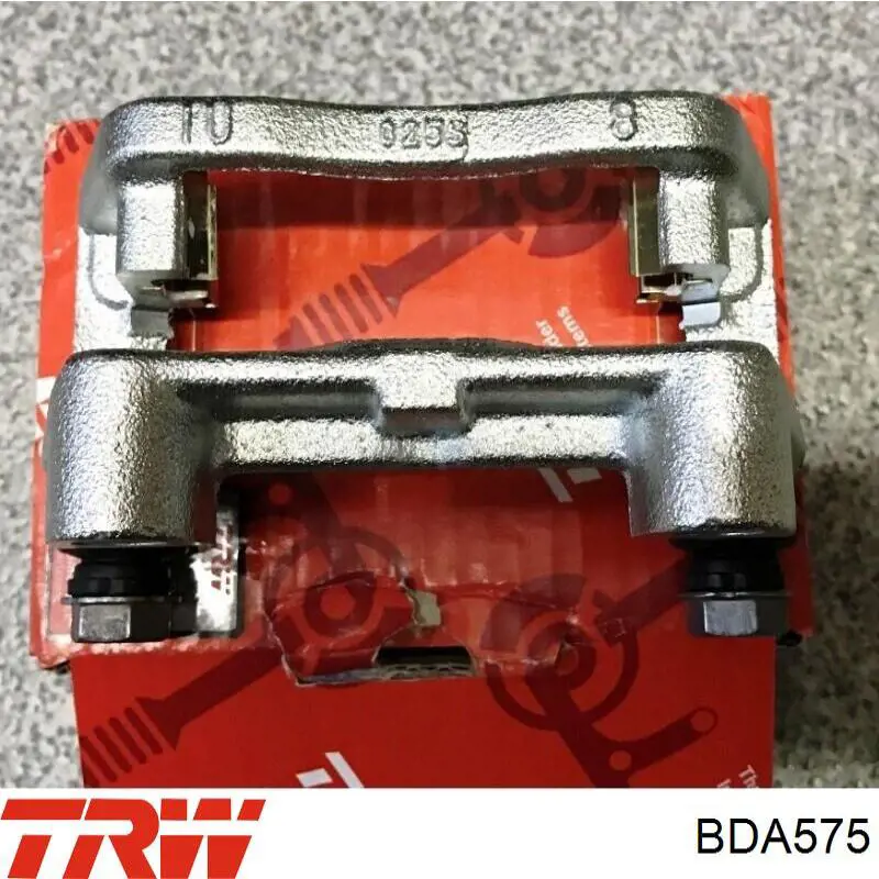 Soporte de la pinza de freno trasera BDA575 TRW
