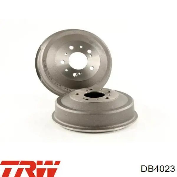 Tambor de freno trasero DB4023 TRW