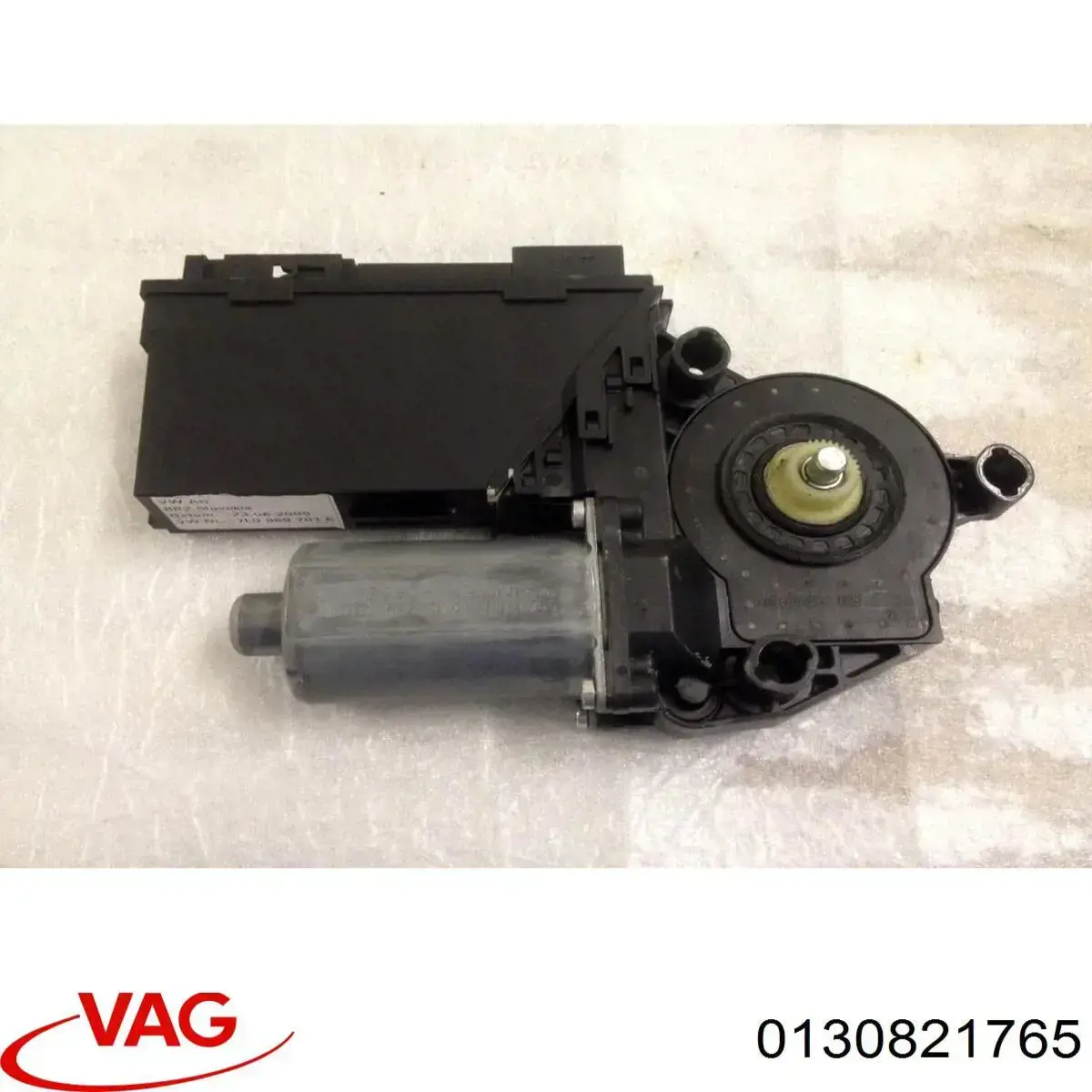 Comprar 0130821765 VAG Motor ventanilla coche, puerta delantera izquierda
