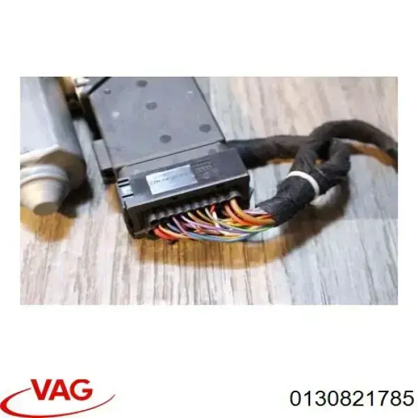 Comprar 0130821785 VAG Motor del elevalunas de la puerta trasera derecha