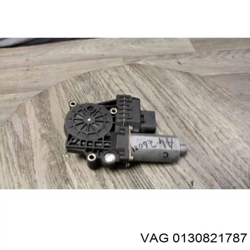 Motor eléctrico, elevalunas, puerta del conductor VAG 0130821787 precio, desde 55,18 EUR