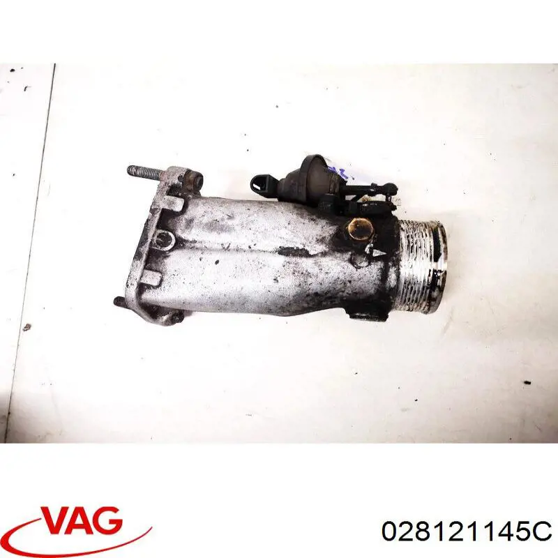 Brida del sistema de refrigeración (triple unión) VAG 028121145C precio, desde 3,77 EUR