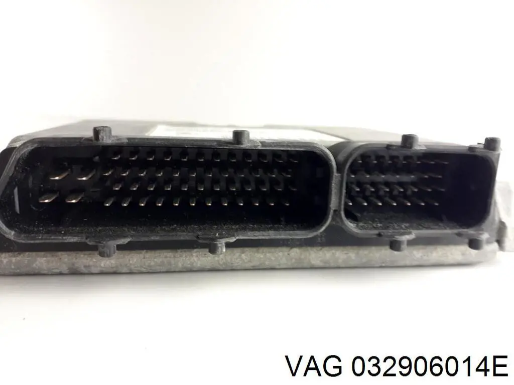 ECU 032906014E VAG
