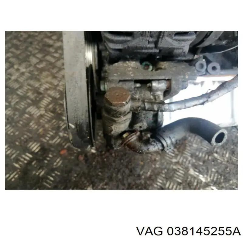 Polea de la bomba de dirección asistida 038145255A VAG