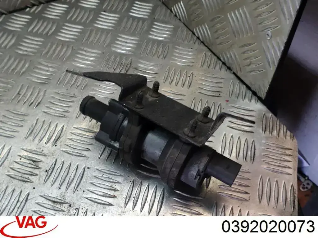 Comprar 0392020073 VAG Bomba de agua eléctrica auxiliar