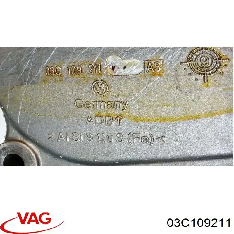 Tapa delantera del motor 03C109211 VAG
