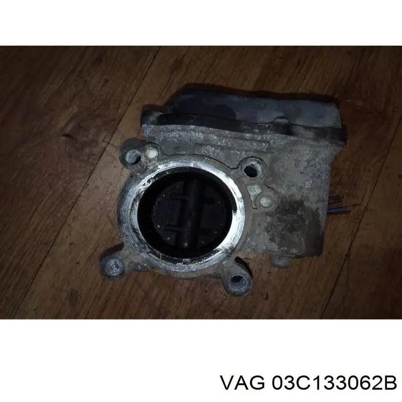 Cuerpo de aceleración completo VAG 03C133062B precio, desde 154,90 EUR