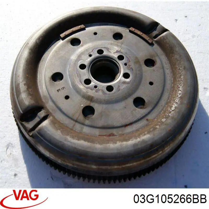 Volante bimasa VAG 03G105266BB