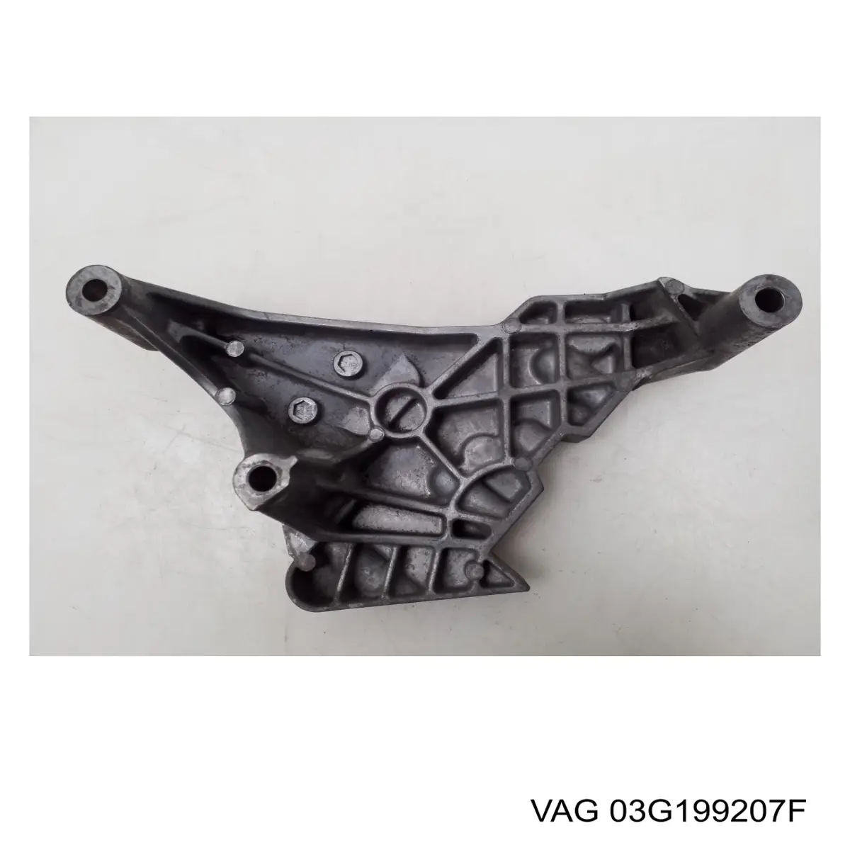 Soporte derecho del motor VAG 03G199207F precio, desde 79,86 EUR