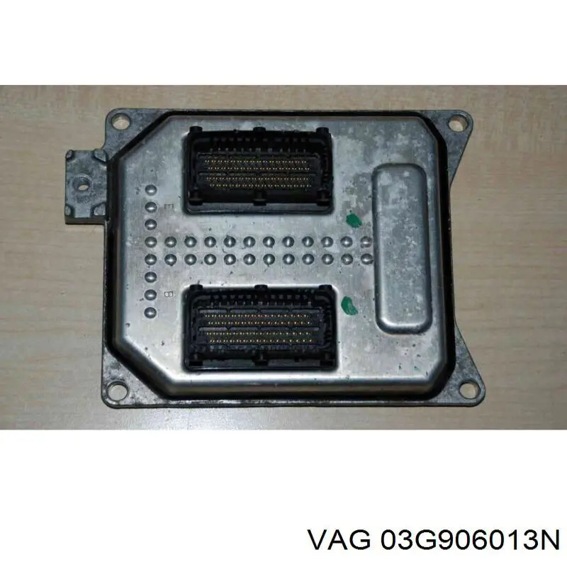 Módulo de control del motor VAG 03G906013N