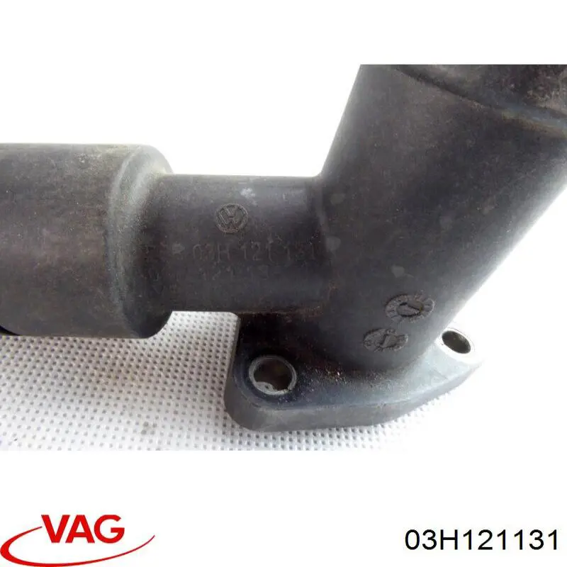 03H121131 VAG Brida del sistema de refrigeración (triple unión)