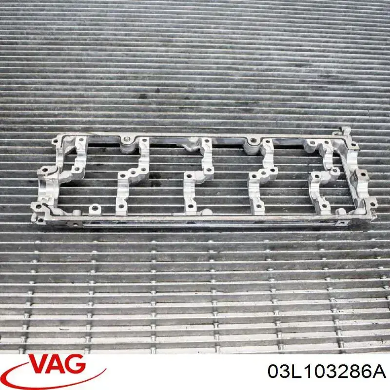 03L103286A VAG Cabeza del motor