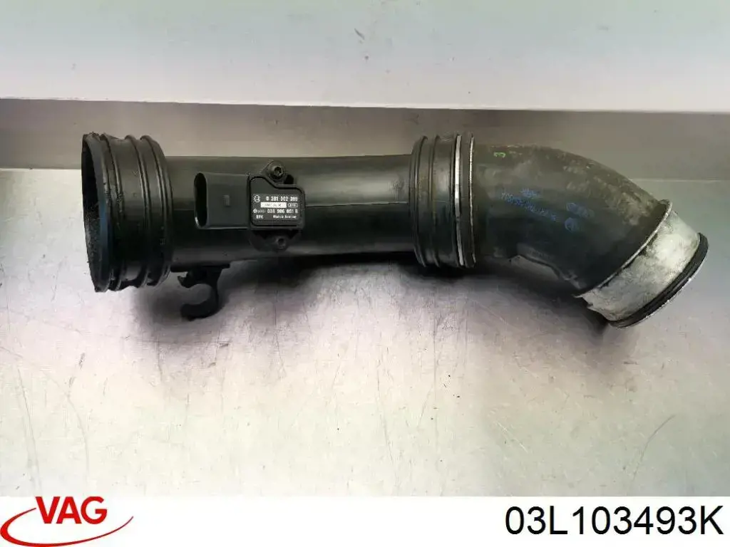03L103493K VAG tubo de ventilacion del carter (separador de aceite)